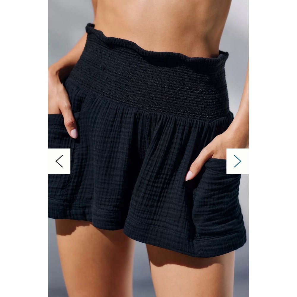 Anthropologie the Kaveri Black Smocked Gauze High Waisted Shorts size Small